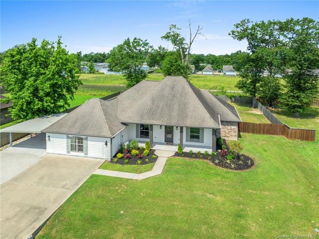 4179 Camryn Road, Lake Charles, LA 70611