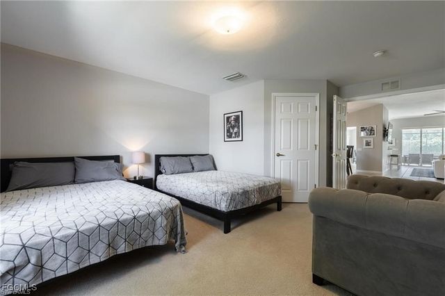 10074 Oakhurst WAY, Fort Myers, FL 33913