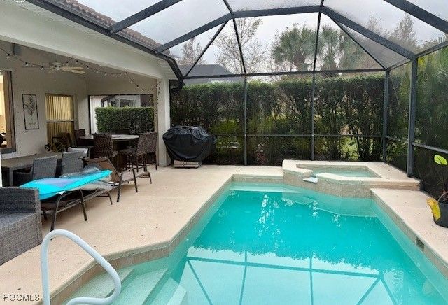 10074 Oakhurst WAY, Fort Myers, FL 33913