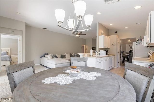 10074 Oakhurst WAY, Fort Myers, FL 33913