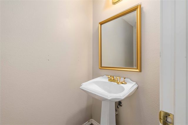 1700 County Road 318, Early, TX 76802