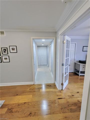 5830 Trailwinds DR 814, Fort Myers, FL 33907