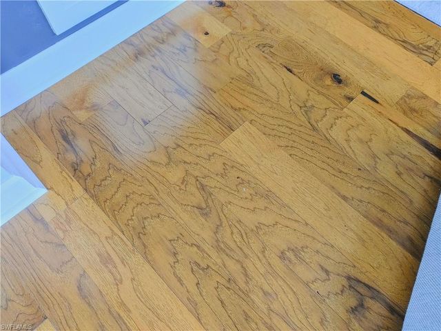 5830 Trailwinds DR 814, Fort Myers, FL 33907