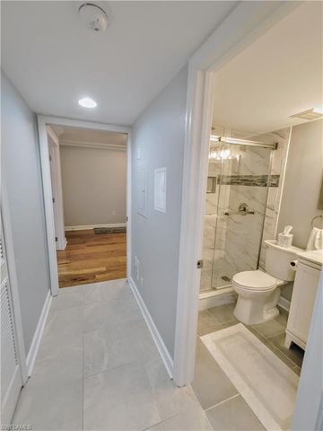 5830 Trailwinds DR 814, Fort Myers, FL 33907