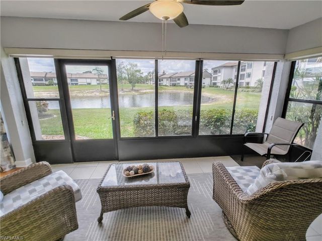 5830 Trailwinds DR 814, Fort Myers, FL 33907