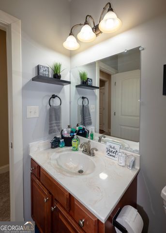 29 Cove HBR, Lavonia, GA 30553