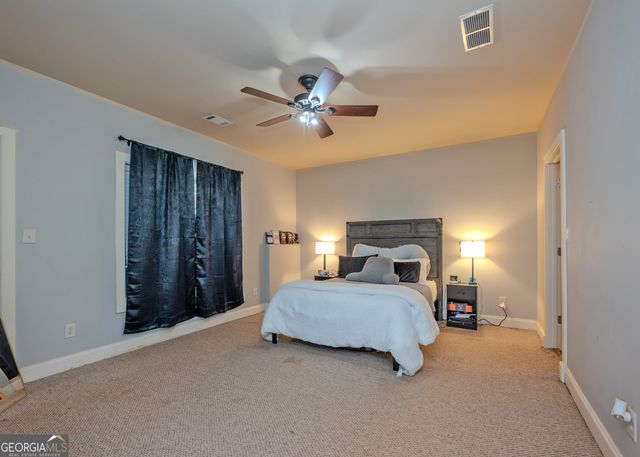 29 Cove HBR, Lavonia, GA 30553