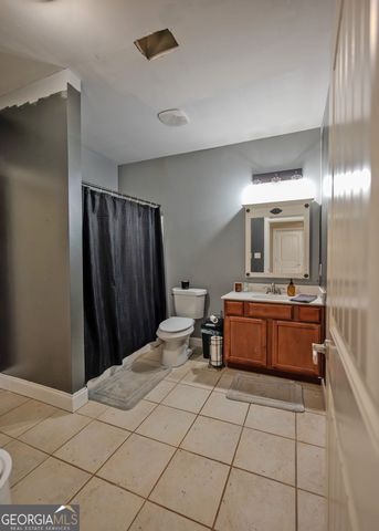 29 Cove HBR, Lavonia, GA 30553