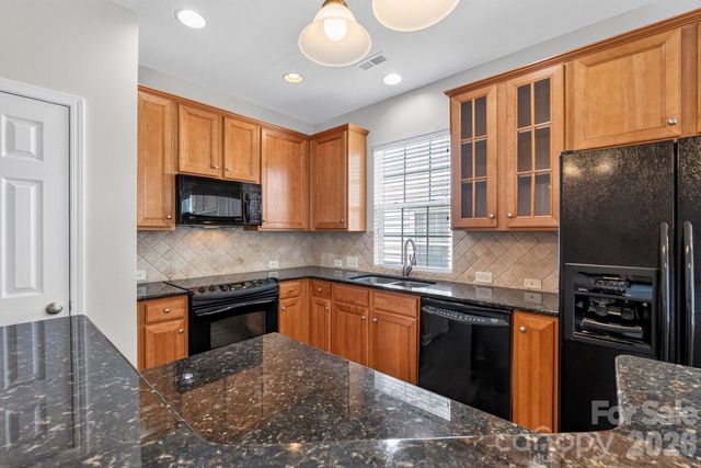 17620 Harbor Walk Drive, Cornelius, NC 28031