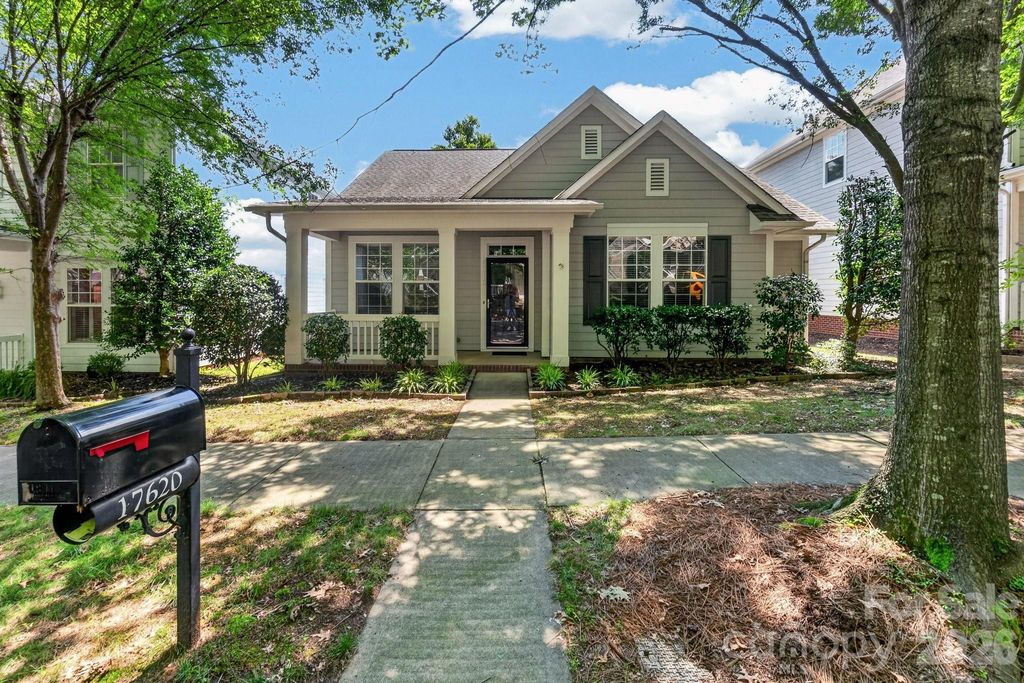 17620 Harbor Walk Drive, Cornelius, NC 28031