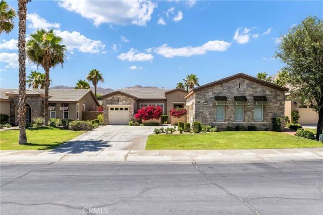 81407 Joshua Tree Court, La Quinta, CA 92253