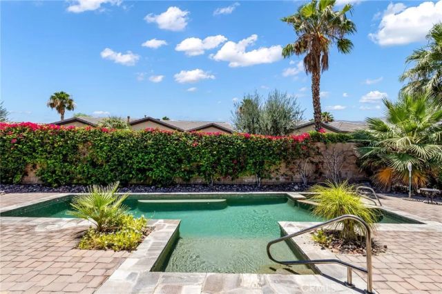 81407 Joshua Tree Court, La Quinta, CA 92253