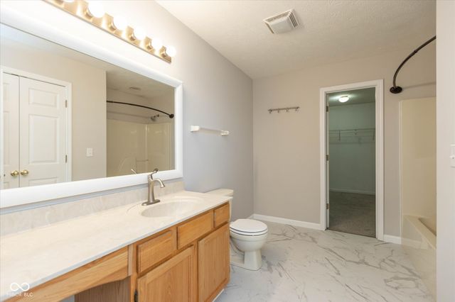 1914 Abbey Lane, Danville, IN 46122