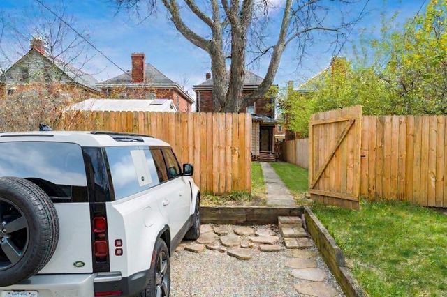 951 Mount Pleasant Avenue, Columbus, OH 43201