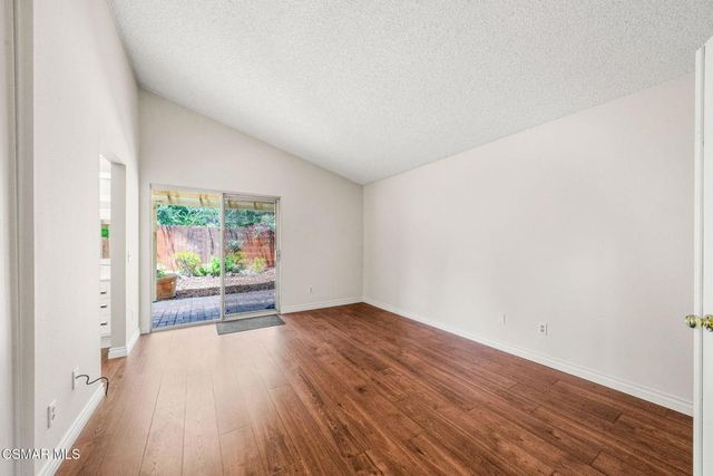 6793 Pecan Avenue, Moorpark, CA 93021