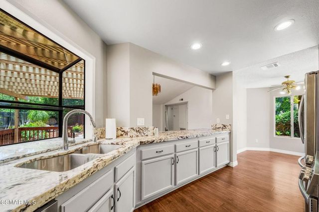 6793 Pecan Avenue, Moorpark, CA 93021