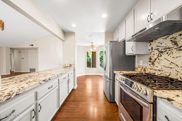 6793 Pecan Avenue, Moorpark, CA 93021