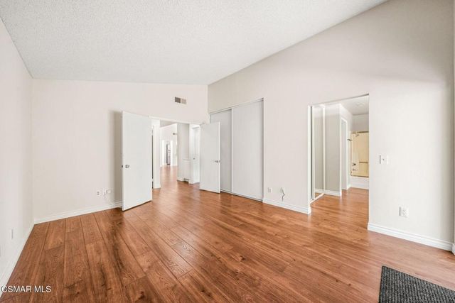 6793 Pecan Avenue, Moorpark, CA 93021