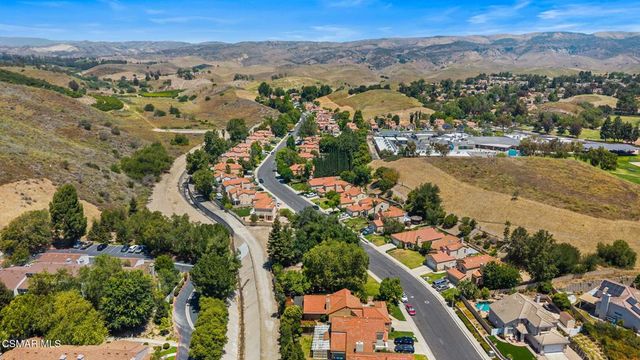 6793 Pecan Avenue, Moorpark, CA 93021