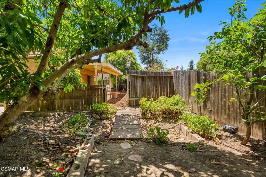 Image 38 of property listing at 6793 Pecan Avenue, Moorpark, CA 93021