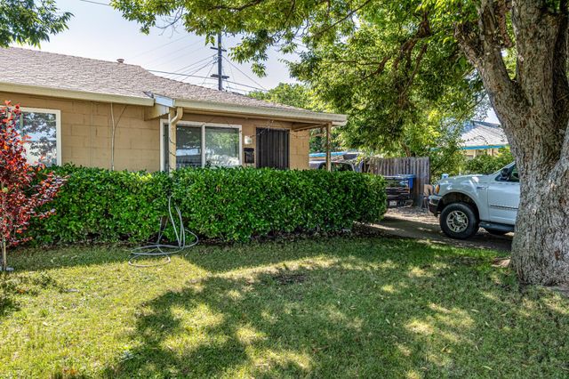 4903 58th St, Sacramento, CA 95820