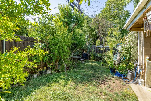 4903 58th St, Sacramento, CA 95820
