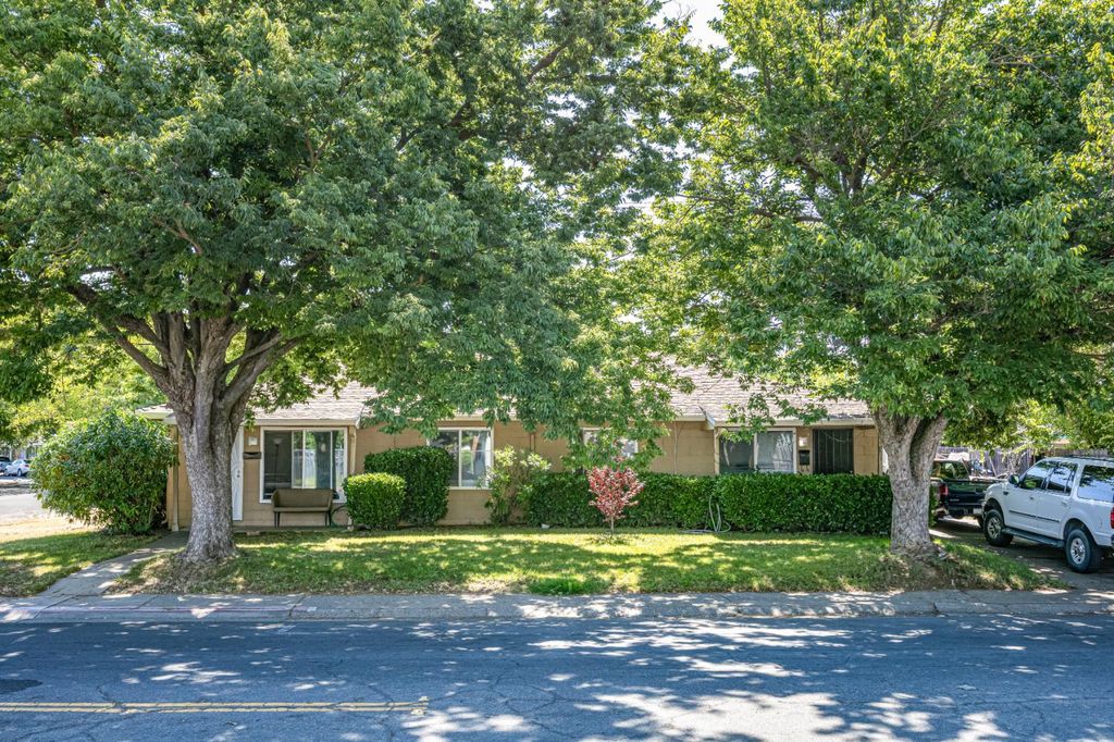 4903 58th St, Sacramento, CA 95820