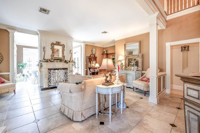 804 San Antonio Boulevard, Houma, LA 70360