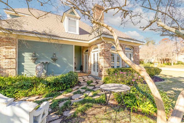 804 San Antonio Boulevard, Houma, LA 70360