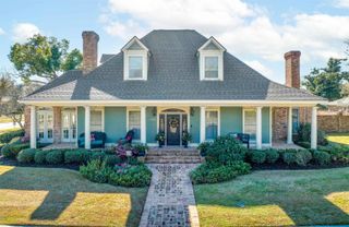 804 San Antonio Boulevard, Houma, LA 70360