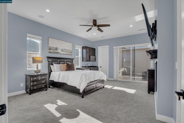 30 W Cypress Place, Oakley, CA 94561