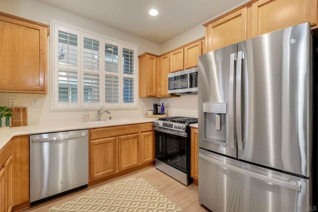 1921 Bassett Ln, Santee, CA 92071