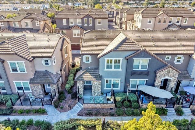 1921 Bassett Ln, Santee, CA 92071