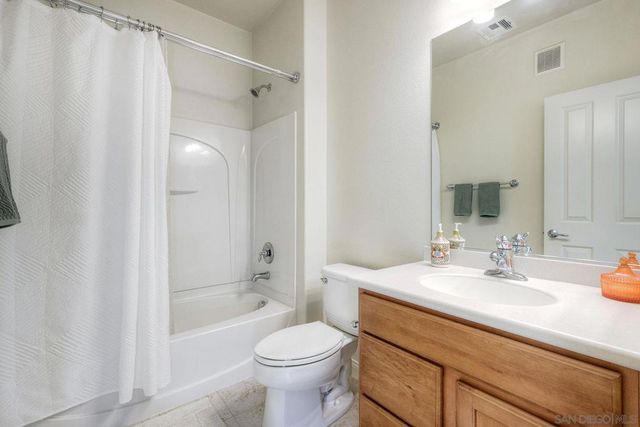 1921 Bassett Ln, Santee, CA 92071