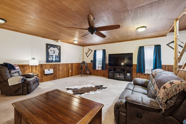 176 Robert Hensley Rd, Hohenwald, TN 38462