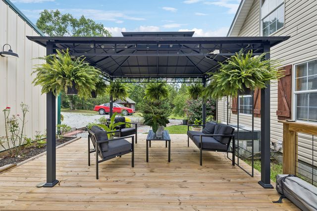 176 Robert Hensley Rd, Hohenwald, TN 38462