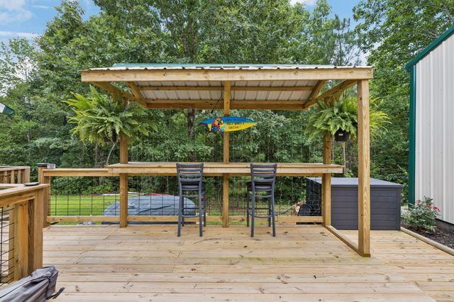 176 Robert Hensley Rd, Hohenwald, TN 38462