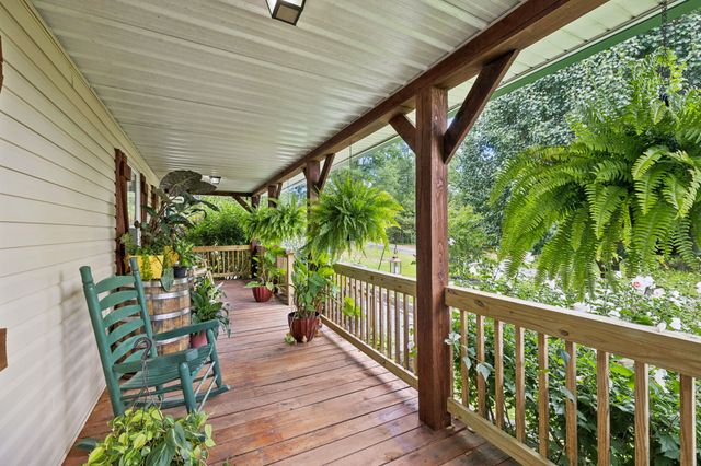 176 Robert Hensley Rd, Hohenwald, TN 38462