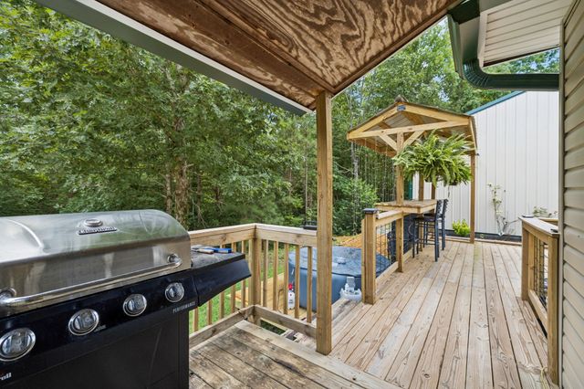 176 Robert Hensley Rd, Hohenwald, TN 38462