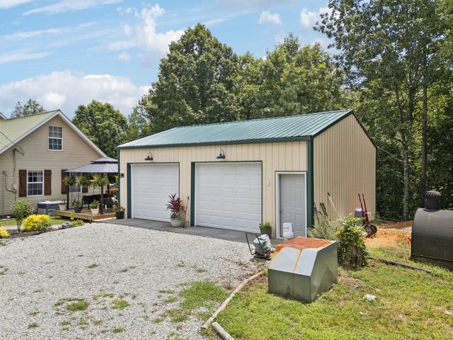 176 Robert Hensley Rd, Hohenwald, TN 38462