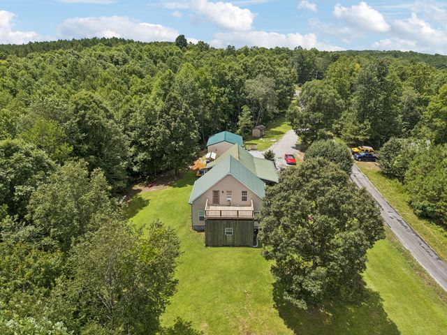 176 Robert Hensley Rd, Hohenwald, TN 38462