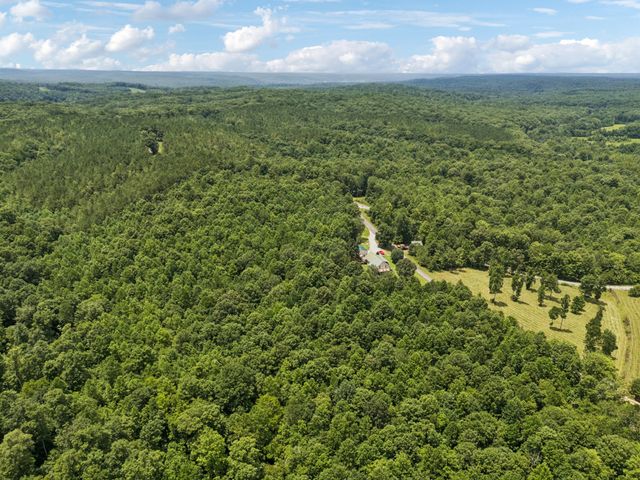 176 Robert Hensley Rd, Hohenwald, TN 38462