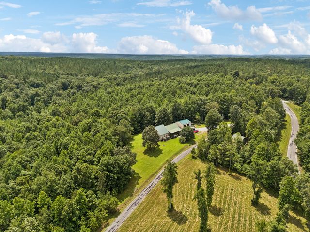 176 Robert Hensley Rd, Hohenwald, TN 38462