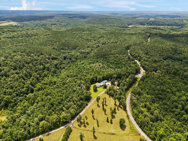 176 Robert Hensley Rd, Hohenwald, TN 38462