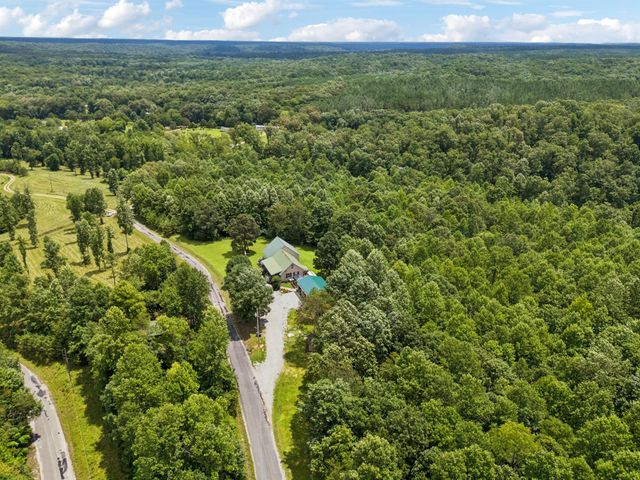 176 Robert Hensley Rd, Hohenwald, TN 38462