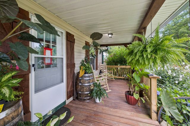 176 Robert Hensley Rd, Hohenwald, TN 38462