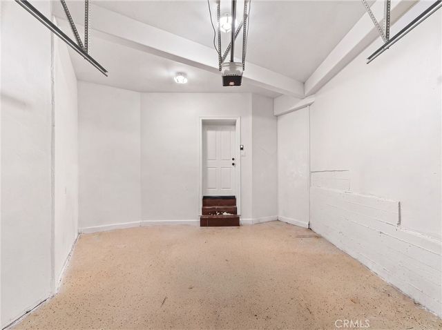 24599 Geneva Dr, Crestline, CA 92325