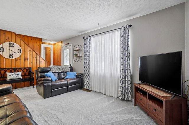 720 W Harding Road 720 W Harding Road, Springfield, OH 45504