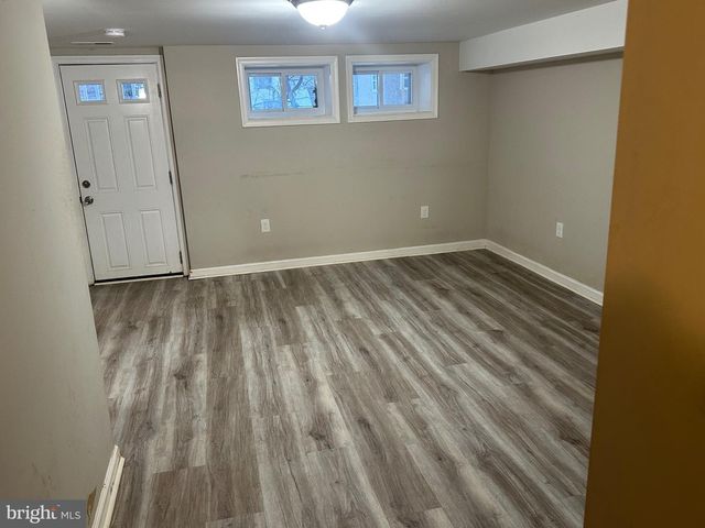 9937 FRANKLIN ST, Lanham, MD 20706