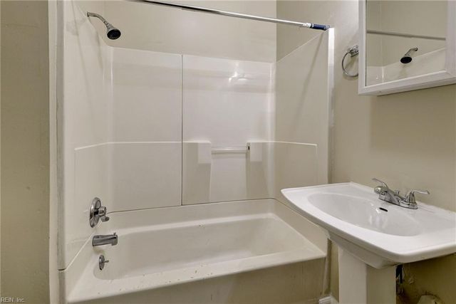 732 17th ST, Newport News, VA 23607